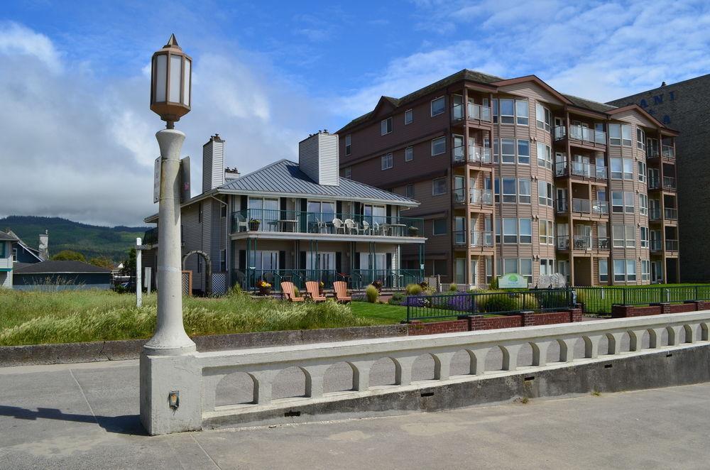 Inn At The Prom Oceanfront Seaside Εξωτερικό φωτογραφία
